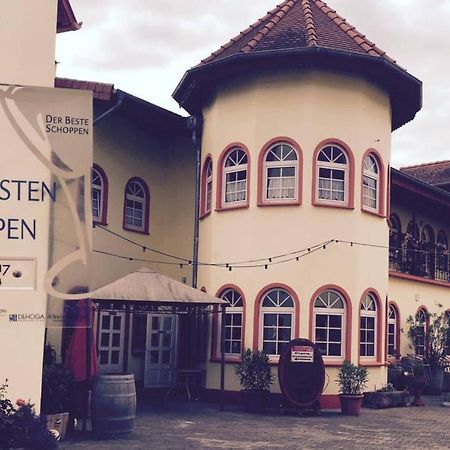 فندق Weinschloesschen Im Weingut Roos Ilbesheim المظهر الخارجي الصورة